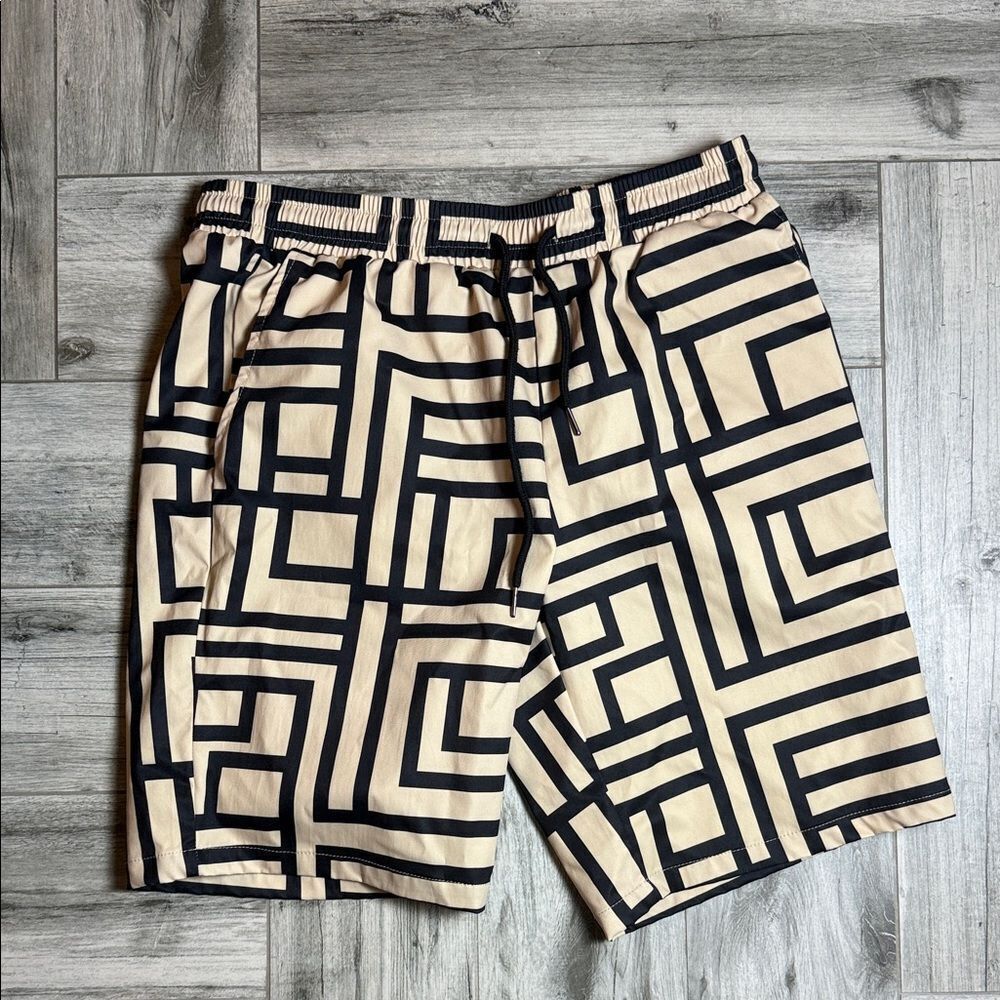 SHEIN Black and Tan Patterned Shorts